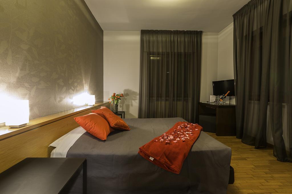Capo Horn Hotel Darfo Boario Terme Ngoại thất bức ảnh